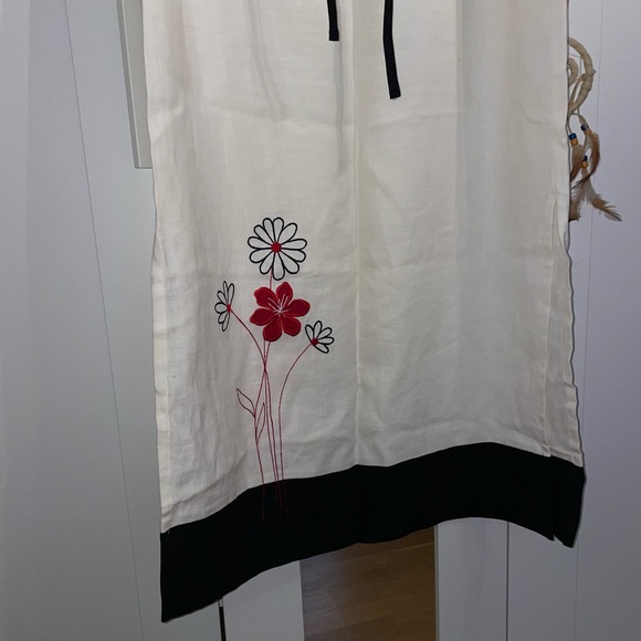 Dress - Picture 6 of 13